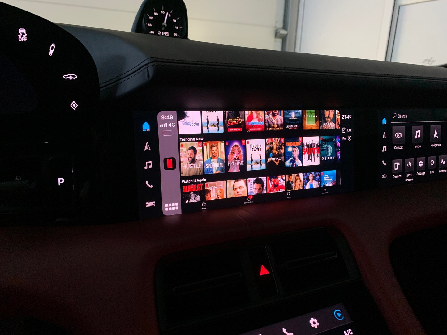 Boîte AI YouTube et Netflix pour Porsche